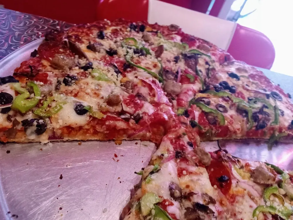 Deluxe Pizza 29 for the Big One