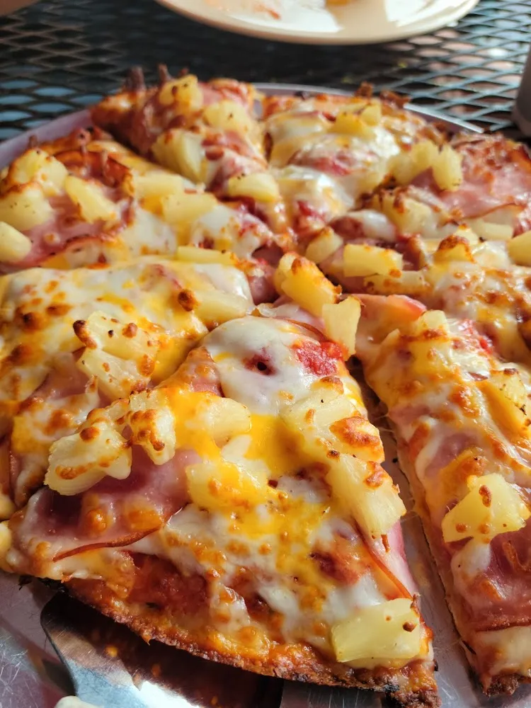 Hawaiian Pizza 10
